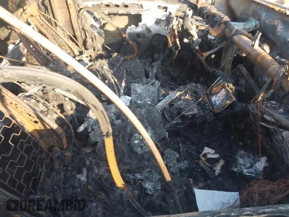 ✅ 2020 Chevrolet Silverado 1500 LT Trail Boss • VIN: 3GCPYFED8LG371011 • Lot: 42663339. Wystawiony na IAAI z przebiegiem Nie podano. Bezpłatny archiwum sprzedaży aukcyjnych z USA i szczegółowy raport historii pojazdu na DreamBid. Zdjęcie 5.