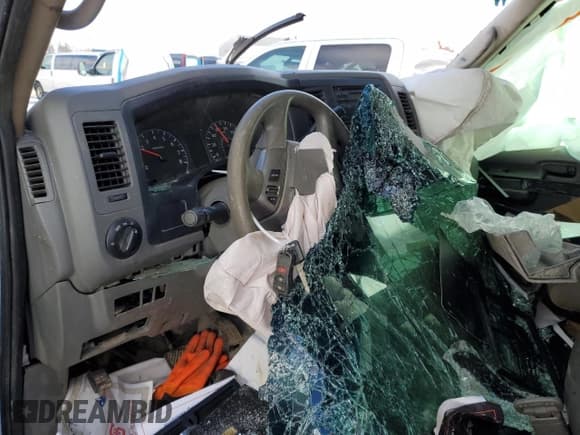 ✅ 2017 Nissan NV Cargo SV • VIN: 1N6BF0KY1HN807309 • Lot: 79271234. Listed on Copart with Not provided. Free auction sales archive from the USA and detailed vehicle history report at DreamBid. Image 8.