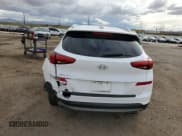 ✅ 2021 Hyundai Tucson SEL • VIN: KM8J33AL6MU357716 • Lot: 93687295. Wystawiony na Copart z przebiegiem 57 672 mil. Bezpłatny archiwum sprzedaży aukcyjnych z USA i szczegółowy raport historii pojazdu na DreamBid. Zdjęcie 6.