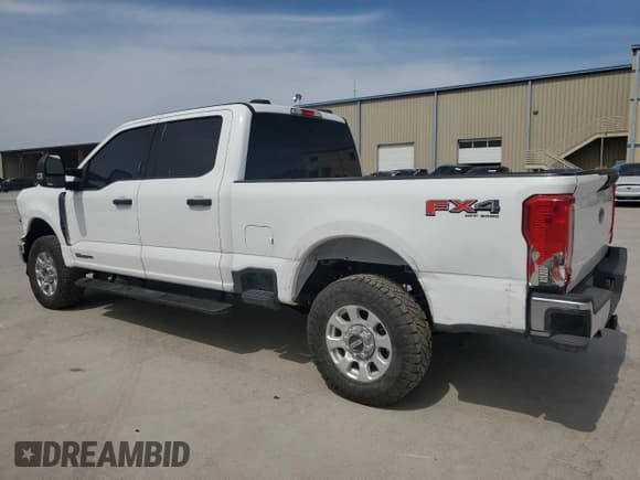 ✅ 2023 Ford F-250 XL • VIN: 1FT7W2BT3PEC29303 • Лот: 53552425. Опубликован ранее на Copart с пробегом 68 303 миль. Бесплатный доступ к архиву аукционных продаж из США и подробный отчёт об истории автомобиля на DreamBid. Изображение 2.