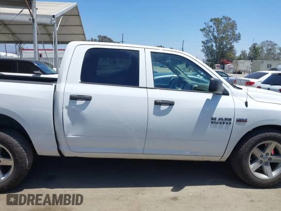 2015 Ram 1500 Express с VIN 1C6RR6KT9FS554228, выставлен на аукционе IAAI как лот 42294203 с пробегом 194 390 миль миль и . История ставок и продаж доступна на DreamBid. Изображение 13.