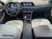 2020 Hyundai Sonata Limited z VIN 5NPEH4J20LH038051, wystawiony jako Copart lot #84213465 z przebiegiem 55 366 mil mil oraz Szkoda całkowita • Salvage title. Historia ofert i sprzedaży dostępna na DreamBid. Obrazek 8.