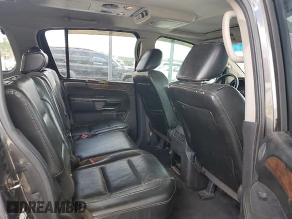 ✅ 2011 Nissan Armada SV • VIN: 5N1BA0NDXBN621152 • Лот: 64470195. Опубликован ранее на Copart с пробегом 279 321 миль. Бесплатный доступ к архиву аукционных продаж из США и подробный отчёт об истории автомобиля на DreamBid. Изображение 11.