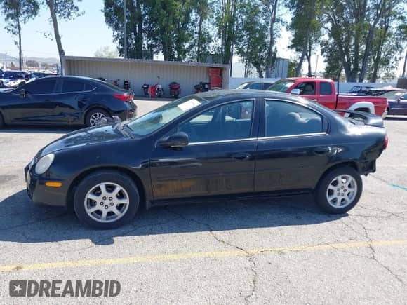 2005 Dodge Neon SXT z VIN 1B3ES56C45D126670, wystawiony jako IAAI lot #42153964 z przebiegiem 235 433 mil mil oraz . Historia ofert i sprzedaży dostępna na DreamBid. Obrazek 14.