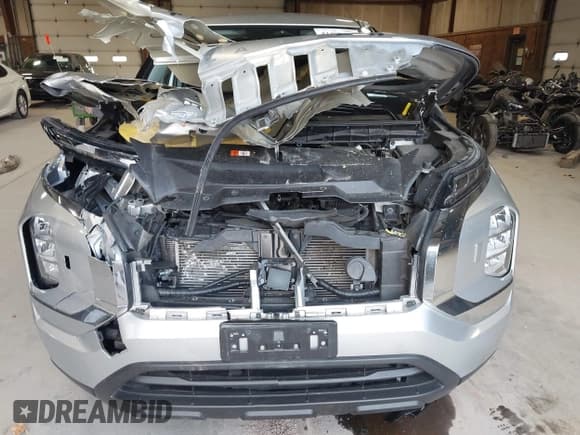 ✅ 2022 Mitsubishi Outlander ES • VIN: JA4J4TA89NZ028343 • Lot: 43489526. Listed on IAAI with 51,241 mi. Free auction sales archive from the USA and detailed vehicle history report at DreamBid. Image 6.