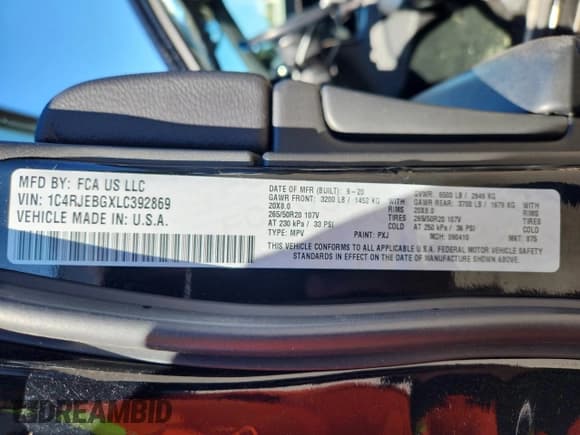 ✅ 2020 Jeep Grand Cherokee Limited X • VIN: 1C4RJEBGXLC392869 • Lot: 90638475. Wystawiony na Copart z przebiegiem 67 458 mil. Bezpłatny archiwum sprzedaży aukcyjnych z USA i szczegółowy raport historii pojazdu na DreamBid. Zdjęcie 14.