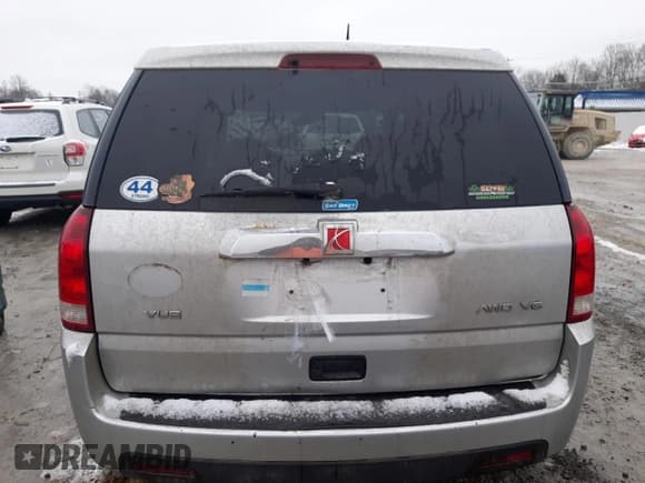 ✅ 2006 Saturn VUE • VIN: 5GZCZ63436S853783 • Lot: 44595675. Wystawiony na Copart z przebiegiem 161 742 mil. Bezpłatny archiwum sprzedaży aukcyjnych z USA i szczegółowy raport historii pojazdu na DreamBid. Zdjęcie 6.