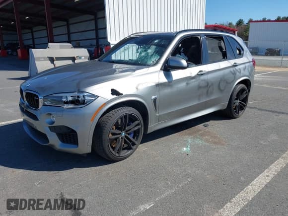 ✅ 2017 BMW X5 M • VIN: 5YMKT6C3XH0U39508 • Lot: 41983093. Listed on IAAI with 69,234 mi. Free auction sales archive from the USA and detailed vehicle history report at DreamBid. Image 21.