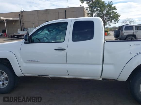 ✅ 2005 Toyota Tacoma • VIN: 5TEUU42N55Z004722 • Лот: 41646884. Опубликован ранее на IAAI с пробегом 150 028 миль. Бесплатный доступ к архиву аукционных продаж из США и подробный отчёт об истории автомобиля на DreamBid. Изображение 14.