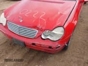 ✅ 2004 Mercedes-Benz C 240 • VIN: WDBRF81J14F500164 • Lot: 42070222. Listed on IAAI with 187,420 mi. Free auction sales archive from the USA and detailed vehicle history report at DreamBid. Image 6.