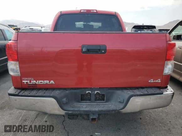 ✅ 2011 Toyota Tundra SR5 • VIN: 5TFDM5F1XBX027056 • Lot: 63811735. Listed on Copart with 272,617 mi. Free auction sales archive from the USA and detailed vehicle history report at DreamBid. Image 6.