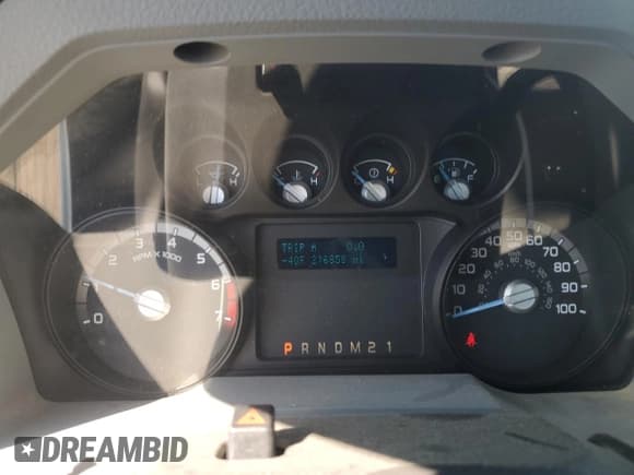 ✅ 2012 Ford F-250 XL • VIN: 1FTBF2B64CEC34850 • Lot: 55679755. Listed on Copart with 216,858 mi. Free auction sales archive from the USA and detailed vehicle history report at DreamBid. Image 9.