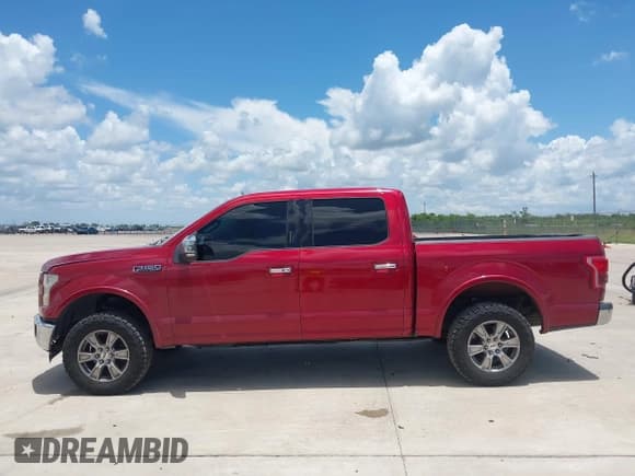✅ 2015 Ford F-150 XLT • VIN: 1FTEW1EG0FFA99005 • Lot: 42562881. Wystawiony na IAAI z przebiegiem 176 139 mil. Bezpłatny archiwum sprzedaży aukcyjnych z USA i szczegółowy raport historii pojazdu na DreamBid. Zdjęcie 14.