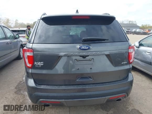 ✅ 2017 Ford Explorer XLT • VIN: 1FM5K8D86HGA00064 • Лот: 43460187. Опубликован ранее на IAAI с пробегом 162 395 миль. Бесплатный доступ к архиву аукционных продаж из США и подробный отчёт об истории автомобиля на DreamBid. Изображение 17.