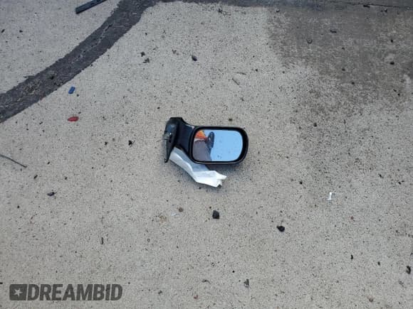 ✅ 1999 Subaru Legacy Outback • VIN: 4S3BG6856X7622773 • Lot: 67951274. Listed on Copart with 239,335 mi. Free auction sales archive from the USA and detailed vehicle history report at DreamBid. Image 12.