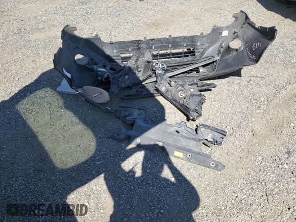 ✅ 2013 Toyota RAV4 XLE • VIN: JTMRFREV9DD026528 • Lot: 65563805. Listed on Copart with 172,982 mi. Free auction sales archive from the USA and detailed vehicle history report at DreamBid. Image 12.