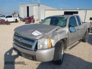 ✅ 2007 Chevrolet Silverado 1500 1LT • VIN: 1GCEK19J87Z542681 • Lot: 43041656. Wystawiony na IAAI z przebiegiem 248 290 mil. Bezpłatny archiwum sprzedaży aukcyjnych z USA i szczegółowy raport historii pojazdu na DreamBid. Zdjęcie 6.