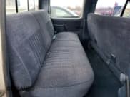 ✅ 1988 Ford F-350 • VIN: 2FTJW35G2JCA57725 • Lot: 82231744. Wystawiony na Copart z przebiegiem 50 616 mil. Bezpłatny archiwum sprzedaży aukcyjnych z USA i szczegółowy raport historii pojazdu na DreamBid. Zdjęcie 10.