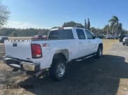 ✅ 2008 GMC Sierra 2500HD SLT • VIN: 1GTHK23688F220178 • Lot: 88986445. Wystawiony na Copart z przebiegiem 415 781 mil. Bezpłatny archiwum sprzedaży aukcyjnych z USA i szczegółowy raport historii pojazdu na DreamBid. Zdjęcie 4.