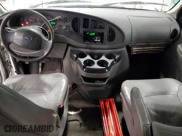 ✅ 2008 Ford Econoline Cargo Commercial • VIN: 1FTNS24W08DB59809 • Lot: 47029395. Listed on Copart with 88,007 mi. Free auction sales archive from the USA and detailed vehicle history report at DreamBid. Image 8.