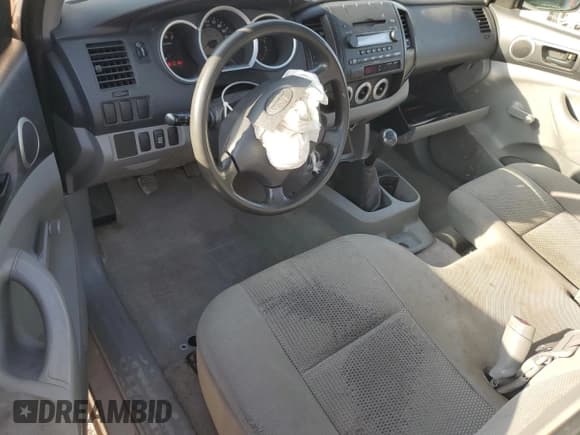 ✅ 2008 Toyota Tacoma • VIN: 5TEPX42N78Z563763 • Lot: 81248025. Wystawiony na Copart z przebiegiem 203 991 mil. Bezpłatny archiwum sprzedaży aukcyjnych z USA i szczegółowy raport historii pojazdu na DreamBid. Zdjęcie 8.