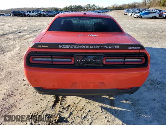 ✅ 2020 Dodge Challenger R/T • VIN: 2C3CDZBT9LH205740 • Lot: 38737874. Wystawiony na Copart z przebiegiem 11 258 mil. Bezpłatny archiwum sprzedaży aukcyjnych z USA i szczegółowy raport historii pojazdu na DreamBid. Zdjęcie 6.