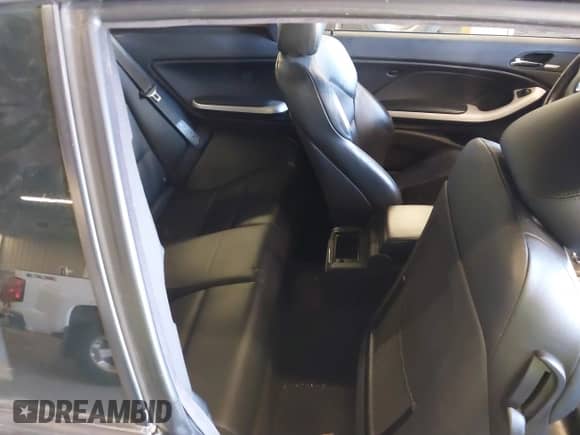 2004 BMW 3 Series M3 с VIN WBSBL93434PN60037, выставлен на аукционе IAAI как лот 41366095 с пробегом 100 075 миль миль и . История ставок и продаж доступна на DreamBid. Изображение 8.