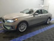 ✅ 2024 BMW 5 Series 530i • VIN: WBA43FJ03RCR71576 • Лот: 71856374. Опубликован ранее на Copart с пробегом 18 994 миль. Бесплатный доступ к архиву аукционных продаж из США и подробный отчёт об истории автомобиля на DreamBid. Изображение 1.