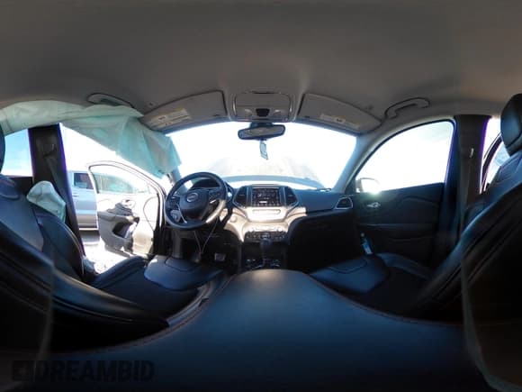 ✅ 2019 Jeep Cherokee Trailhawk • VIN: 1C4PJMBX3KD246100 • Lot: 41191581. Wystawiony na IAAI z przebiegiem 98 124 mil. Bezpłatny archiwum sprzedaży aukcyjnych z USA i szczegółowy raport historii pojazdu na DreamBid. Zdjęcie 18.