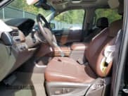 ✅ 2017 Chevrolet Suburban Premier • VIN: 1GNSKJKC5HR262742 • Lot: 86108275. Wystawiony na Copart z przebiegiem 68 145 mil. Bezpłatny archiwum sprzedaży aukcyjnych z USA i szczegółowy raport historii pojazdu na DreamBid. Zdjęcie 7.