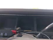 ✅ 1994 Lincoln Town Car Signature • VIN: 1LNLM82W9RY699141 • Lot: 41933771. Listed on IAAI with Not provided. Free auction sales archive from the USA and detailed vehicle history report at DreamBid. Image 7.