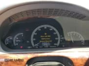 ✅ 2011 Mercedes-Benz S 550 • VIN: WDDNG8GB0BA417077 • Lot: 63233085. Wystawiony na Copart z przebiegiem 124 641 mil. Bezpłatny archiwum sprzedaży aukcyjnych z USA i szczegółowy raport historii pojazdu na DreamBid. Zdjęcie 9.