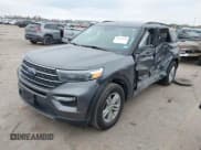 ✅ 2022 Ford Explorer XLT • VIN: 1FMSK7DH7NGA45992 • Lot: 41528896. Wystawiony na IAAI z przebiegiem Nie podano. Bezpłatny archiwum sprzedaży aukcyjnych z USA i szczegółowy raport historii pojazdu na DreamBid. Zdjęcie 18.