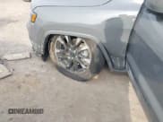 ✅ 2019 Jeep Grand Cherokee Altitude • VIN: 1C4RJEAG7KC662575 • Лот: 42096850. Опубликован ранее на IAAI с пробегом 83 945 миль. Бесплатный доступ к архиву аукционных продаж из США и подробный отчёт об истории автомобиля на DreamBid. Изображение 6.