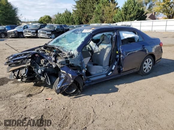 ✅ 2011 Toyota Corolla LE • VIN: JTDBU4EE4BJ090646 • Lot: 82629945. Wystawiony na Copart z przebiegiem Nie podano. Bezpłatny archiwum sprzedaży aukcyjnych z USA i szczegółowy raport historii pojazdu na DreamBid. Zdjęcie 1.