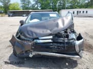 ✅ 2018 Mitsubishi Outlander SE • VIN: JA4AD3A33JZ014095 • Lot: 42278605. Wystawiony na IAAI z przebiegiem 235 000 mil. Bezpłatny archiwum sprzedaży aukcyjnych z USA i szczegółowy raport historii pojazdu na DreamBid. Zdjęcie 12.