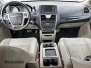 ✅ 2013 Chrysler Town & Country Touring • VIN: 2C4RC1BG0DR503537 • Лот: 92879045. Опубликован ранее на Copart с пробегом 160 670 миль. Бесплатный доступ к архиву аукционных продаж из США и подробный отчёт об истории автомобиля на DreamBid. Изображение 8.