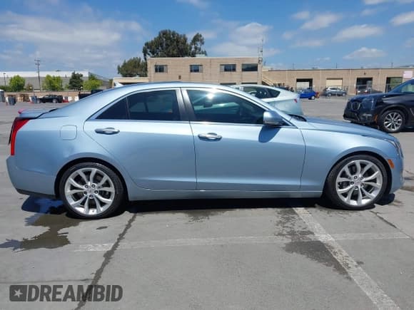 ✅ 2013 Cadillac ATS Premium • VIN: 1G6AE5S31D0152694 • Лот: 42127294. Опубликован ранее на IAAI с пробегом 71 882 миль. Бесплатный доступ к архиву аукционных продаж из США и подробный отчёт об истории автомобиля на DreamBid. Изображение 13.