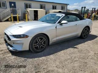 ✅ 2018 Ford Mustang EcoBoost Premium • VIN: 1FATP8UH4J5166202 • Lot: 82233805. Listed on Copart with 119,054 mi. Free auction sales archive from the USA and detailed vehicle history report at DreamBid. Image 1.