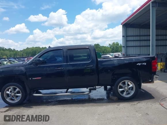 ✅ 2007 Chevrolet Silverado 1500 LTZ • VIN: 2GCEK13Y871519934 • Lot: 42660995. Listed on IAAI with 340,570 mi. Free auction sales archive from the USA and detailed vehicle history report at DreamBid. Image 14.