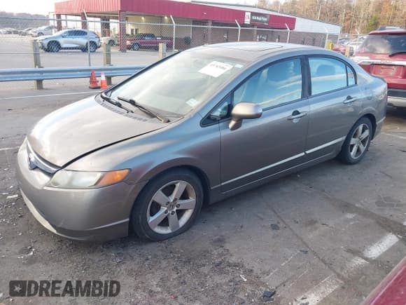 ✅ 2008 Honda Civic EX • VIN: 1HGFA16848L060692 • Lot: 43743466. Listed on IAAI with 290,031 mi. Free auction sales archive from the USA and detailed vehicle history report at DreamBid. Image 2.