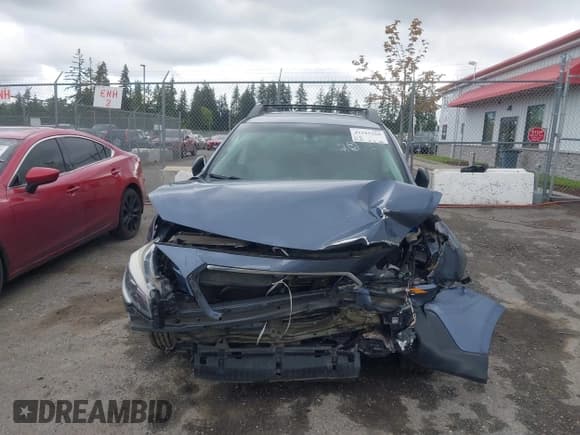✅ 2018 Subaru Outback Limited • VIN: 4S4BSANC2J3238312 • Lot: 42185268. Listed on IAAI with 73,191 mi. Free auction sales archive from the USA and detailed vehicle history report at DreamBid. Image 12.