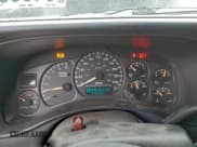 ✅ 2002 Chevrolet Silverado 2500HD LT • VIN: 1GCHK23U32F240456 • Lot: 94563735. Wystawiony na Copart z przebiegiem 348 764 mil. Bezpłatny archiwum sprzedaży aukcyjnych z USA i szczegółowy raport historii pojazdu na DreamBid. Zdjęcie 9.