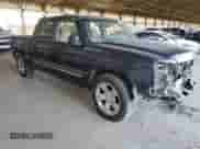 ✅ 2006 Chevrolet Silverado 1500 LS • VIN: 2GCEC13V861193201 • Lot: 70474854. Wystawiony na Copart z przebiegiem 141 938 mil mil. Skorzystaj z bezpłatnego archiwum sprzedaży aukcyjnych z USA i zobacz szczegółowy raport historii pojazdu na DreamBid. Zdjęcie 4.