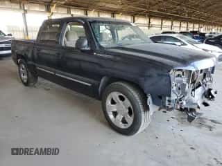 2006 Chevrolet Silverado 1500 LS z VIN 2GCEC13V861193201, wystawiony jako Copart lot #70474854 z przebiegiem 141 938 mil mil oraz Szkoda całkowita • Salvage title. Historia ofert i sprzedaży dostępna na DreamBid. Obrazek 4.