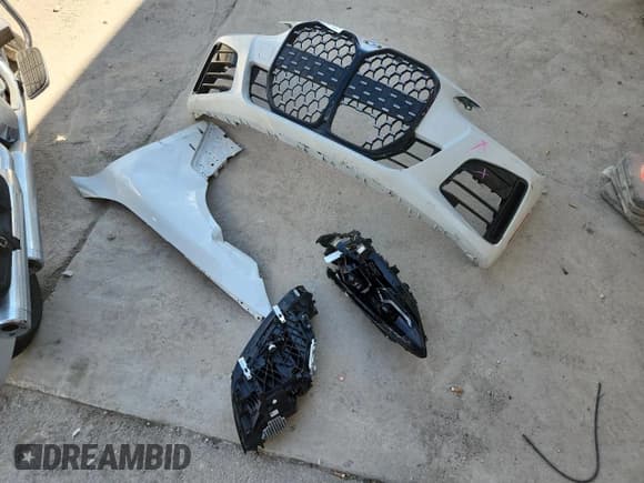 ✅ 2022 BMW 4 Series M440i xDrive • VIN: WBA13AW03NFM41096 • Lot: 68650185. Listed on Copart with 26,654 mi. Free auction sales archive from the USA and detailed vehicle history report at DreamBid. Image 12.