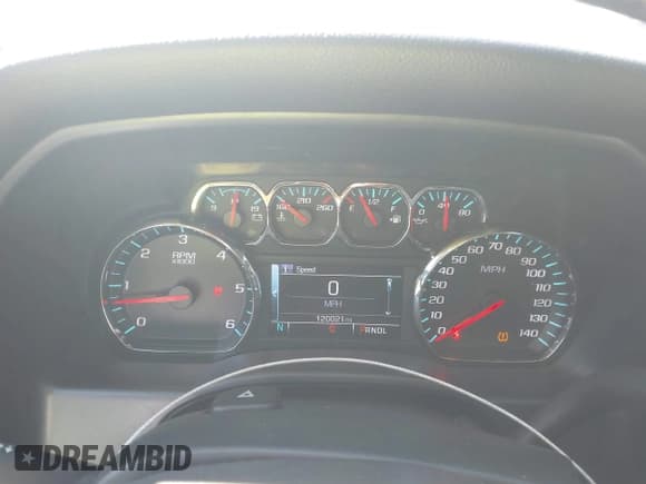 ✅ 2019 Chevrolet Silverado 1500 LT • VIN: 2GCRCPEC8K1128679 • Lot: 43476206. Wystawiony na IAAI z przebiegiem 120 021 mil. Bezpłatny archiwum sprzedaży aukcyjnych z USA i szczegółowy raport historii pojazdu na DreamBid. Zdjęcie 7.