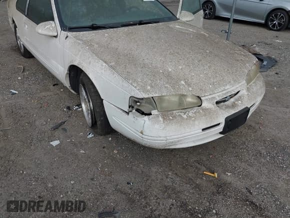✅ 1996 Ford Thunderbird LX • VIN: 1FALP62W4TH154400 • Лот: 41394723. Опубликован ранее на IAAI с пробегом 65 860 миль. Бесплатный доступ к архиву аукционных продаж из США и подробный отчёт об истории автомобиля на DreamBid. Изображение 6.