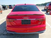 ✅ 2021 Audi A4 S line Premium Plus • VIN: WAUEAAF49MA003124 • Lot: 42997812. Wystawiony na IAAI z przebiegiem Nie podano. Bezpłatny archiwum sprzedaży aukcyjnych z USA i szczegółowy raport historii pojazdu na DreamBid. Zdjęcie 17.