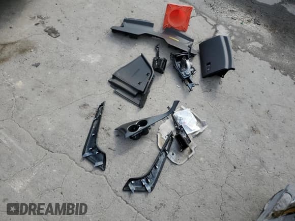 ✅ 2021 Infiniti Q60 Red Sport 400 • VIN: JN1FV7LK7MM530405 • Лот: 69787995. Опубликован ранее на Copart с пробегом 48 261 миль. Бесплатный доступ к архиву аукционных продаж из США и подробный отчёт об истории автомобиля на DreamBid. Изображение 12.